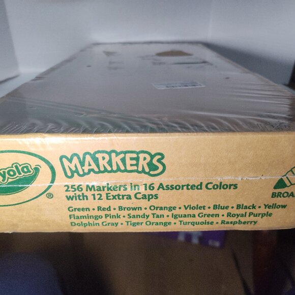 Crayola Markers Bulk Broad Line 16 Assorted Bold Color 256 Carton Classpack New - Picture 4 of 8